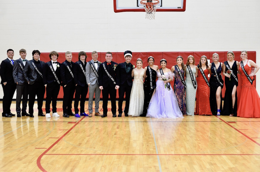 HHS prom court