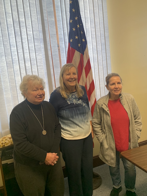 Hillsboro Woman’s Club members